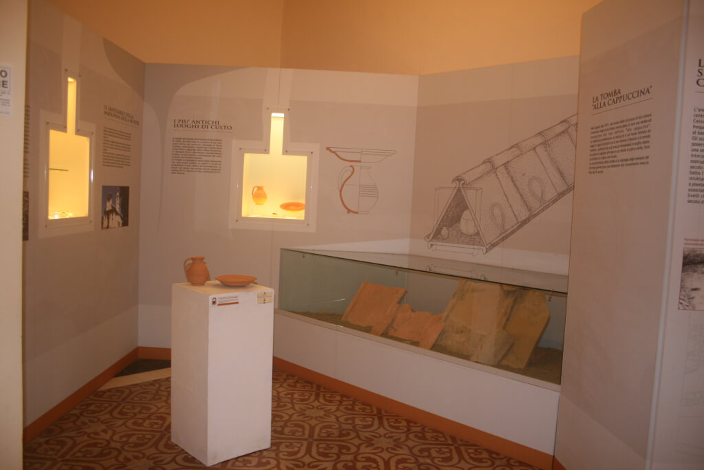 Sala 10 in cui è custodita una tomba “alla cappuccina”