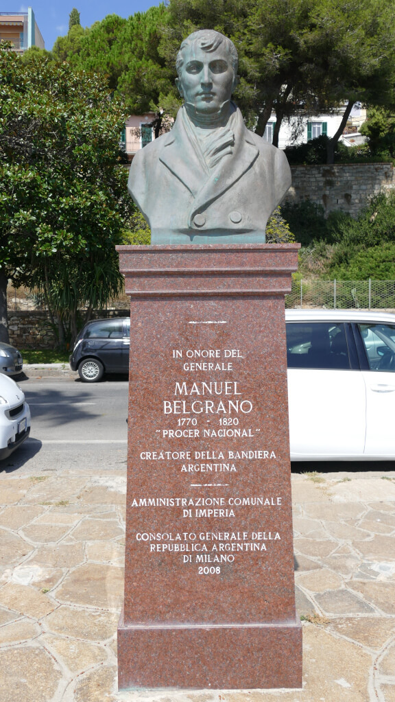 Busto di Manuel Belgrano a Borgo Peri La statua del generale Belgrano a Borgo Peri