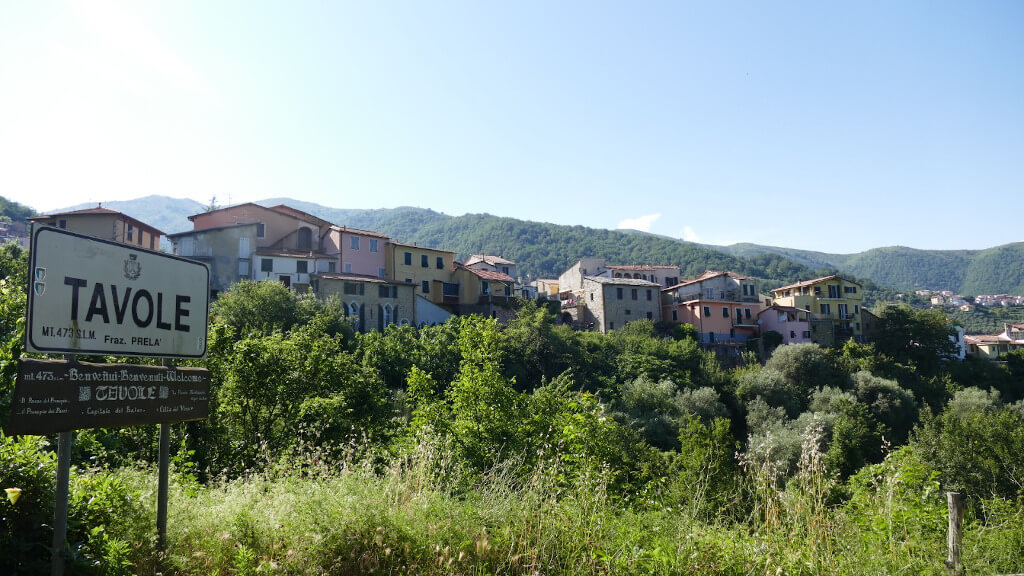 Vista dell’abitato di Tavole