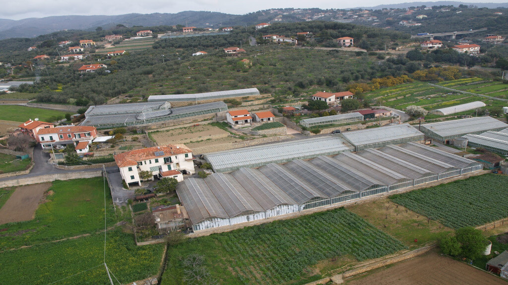 Vista da drone della struttura dell’Agriturismo Le Girandole