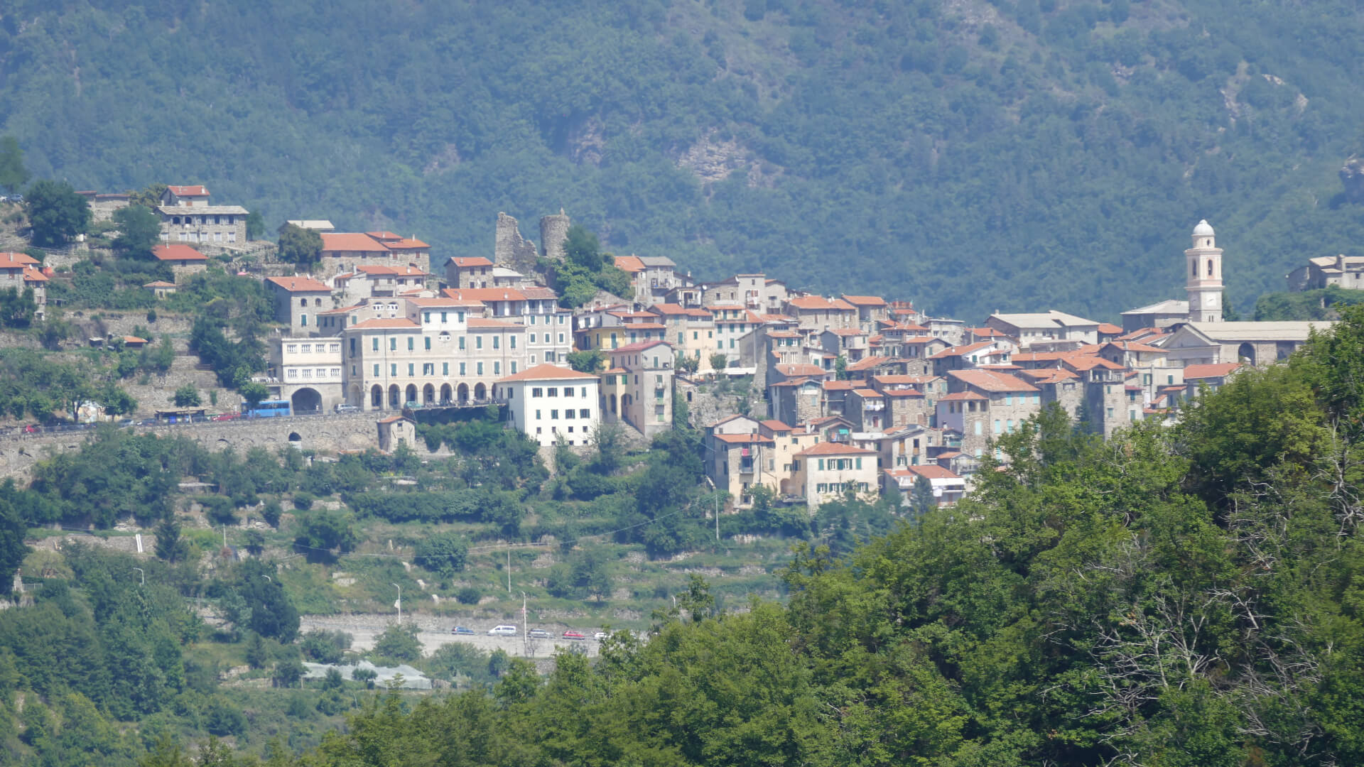 Alla scoperta della Valle Argentina: da Triora a Realdo