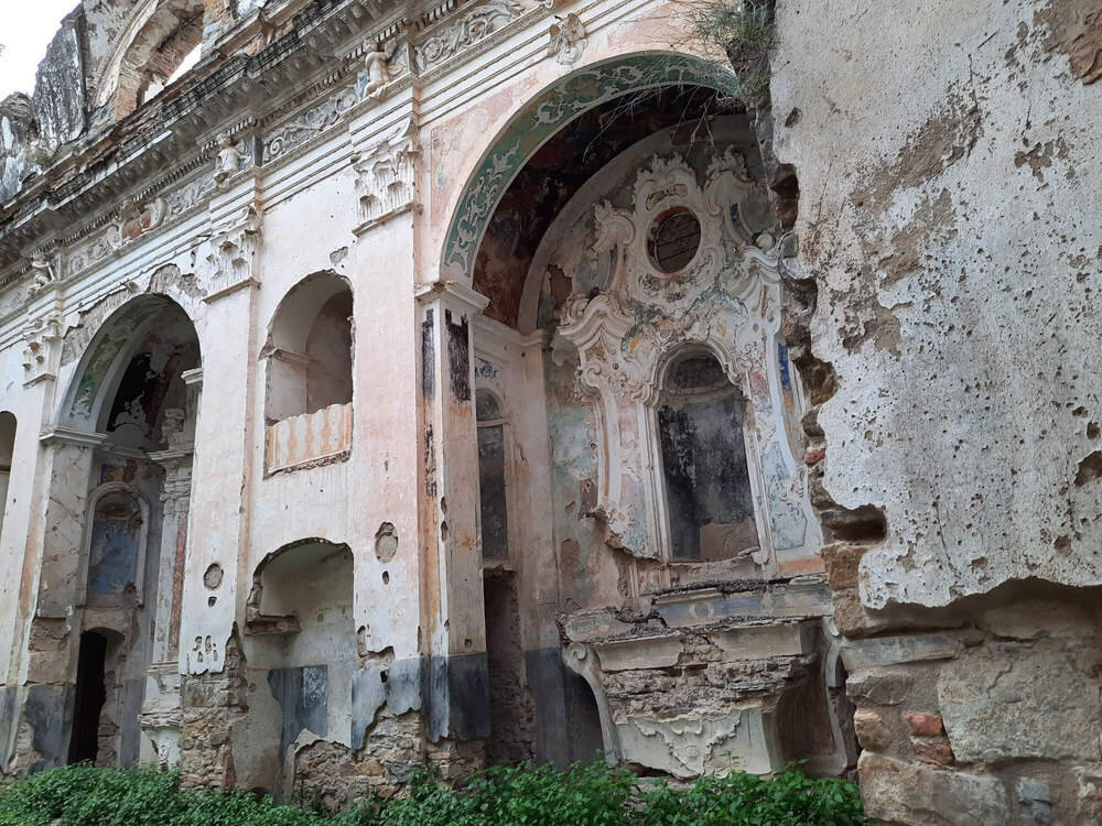 La vecchia chiesa di Bussana Vecchia La chiesa di Sant’Egidio
