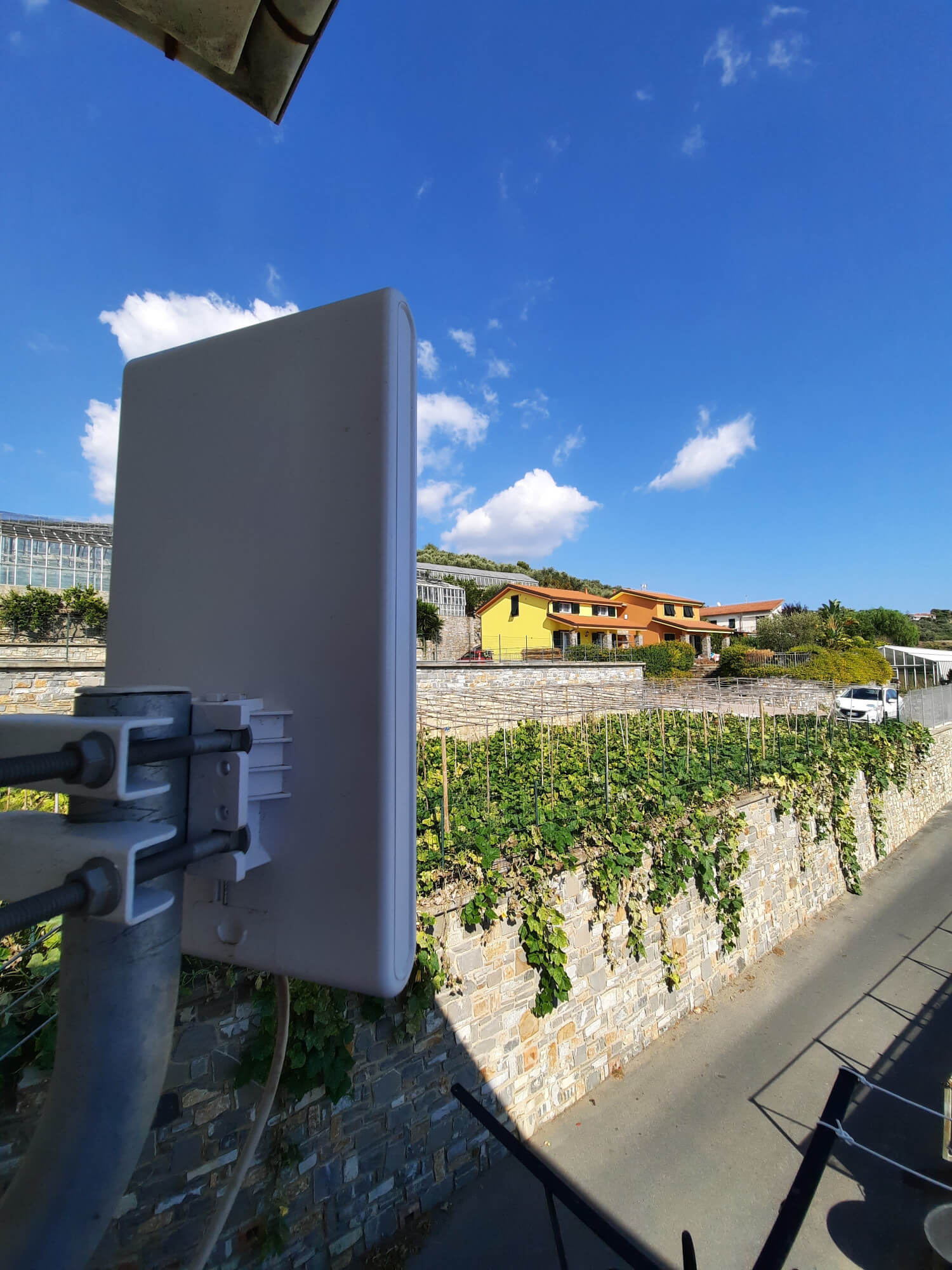 Il dispositivo situato all’esterno di casa