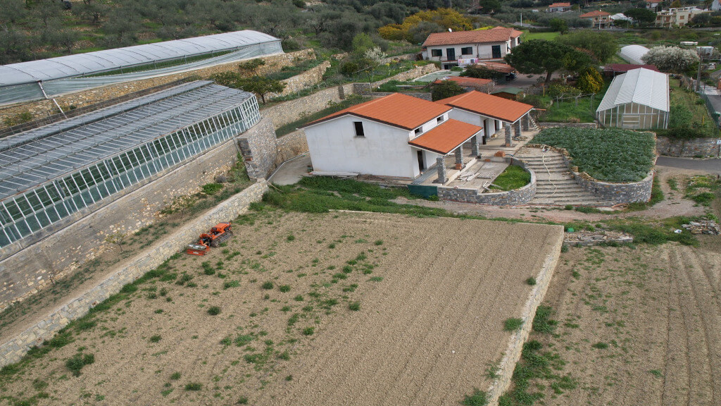 I lavori all’Agriturismo sospesi