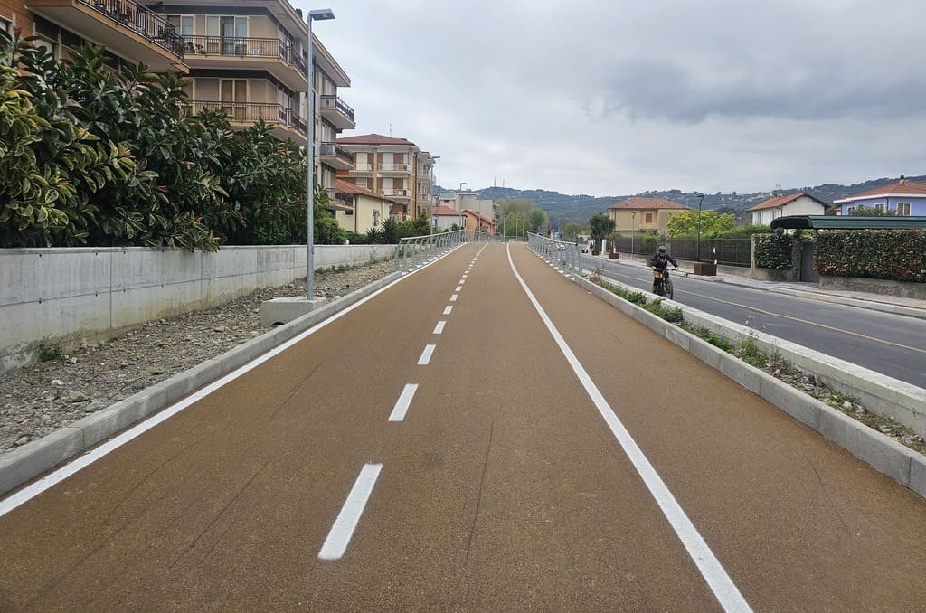 Il tratto di pista ciclopedonale di Diano Marina da via Saponiera