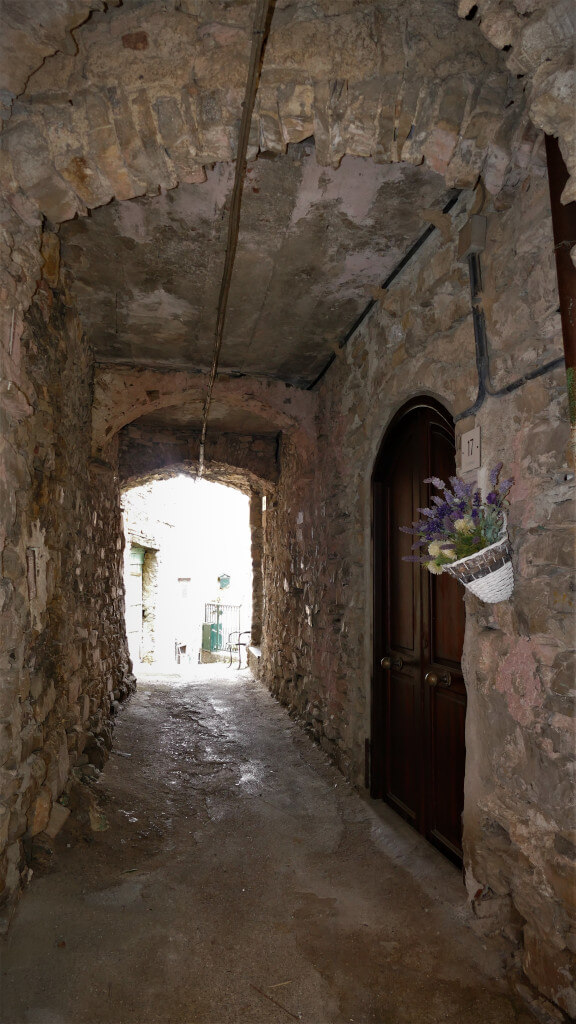 Caruggio a Deglio Faraldi