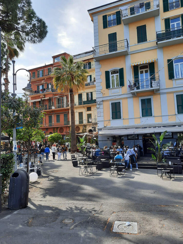 Piazza Bresca a Sanremo